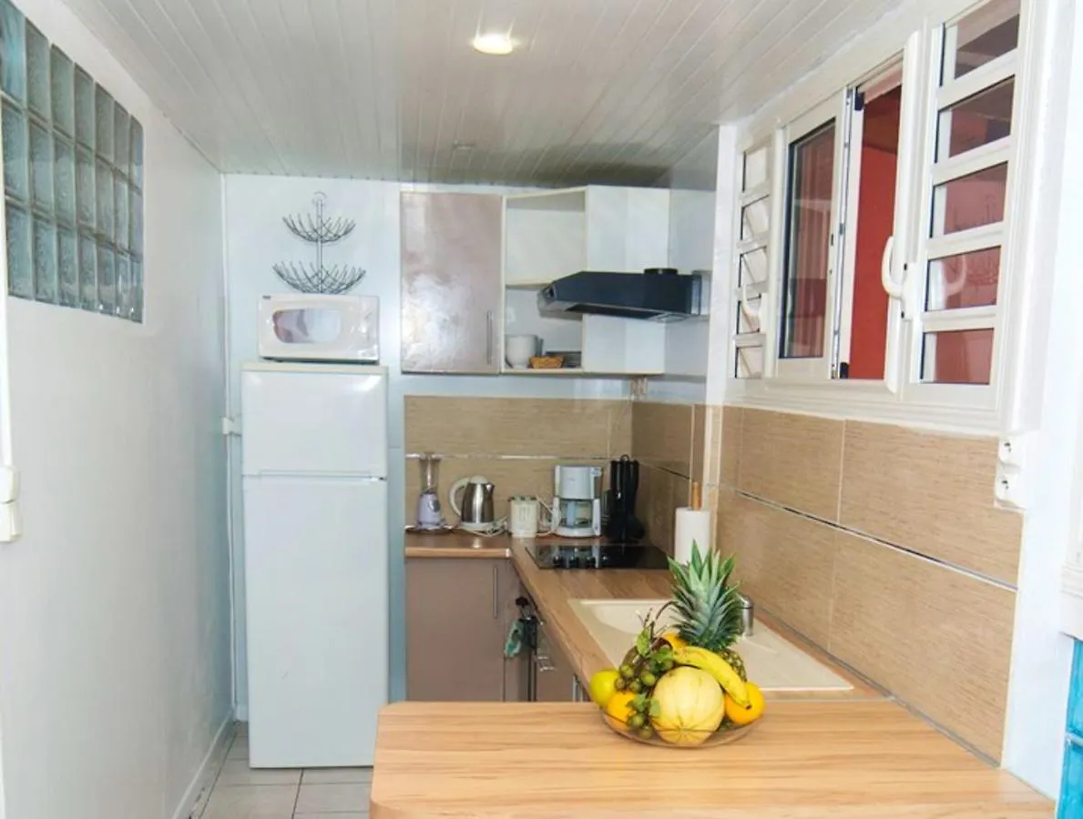 Appartement Moderne A Fort De France Terrasse Equipee 50 M² Fort-de-France